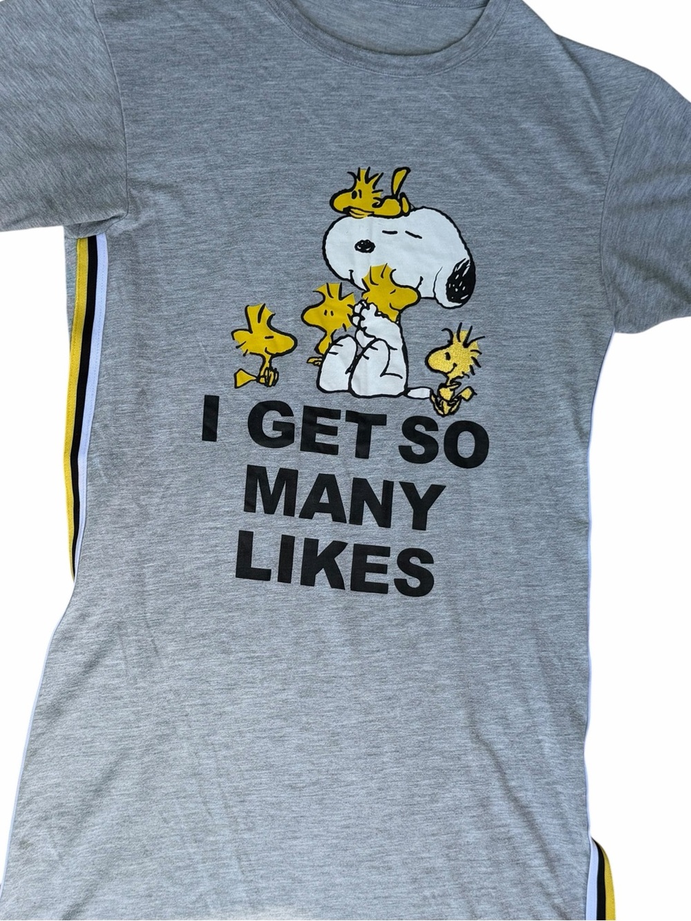 Snoopy “I Get So Many Likes' Graphic nightgown Tee ladies size Medium